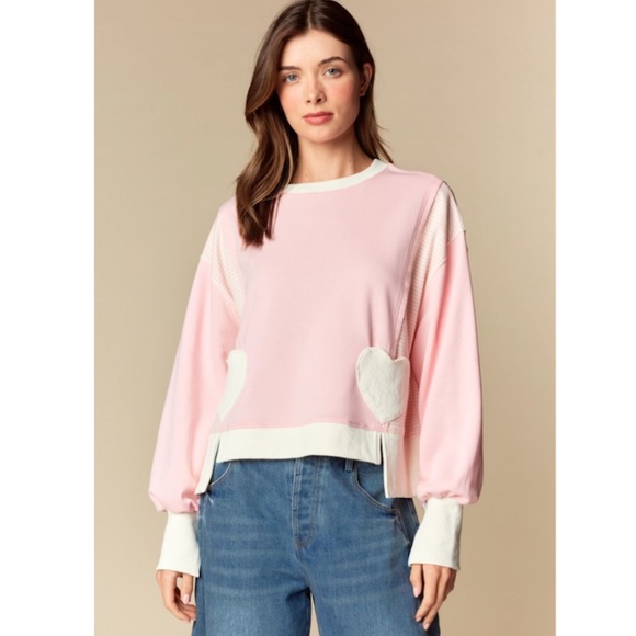 “The Georgia" Heart Patch Colorblock Pullover - Picture 3 of 6